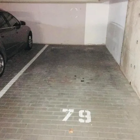 Apartment Moblierte In Schlosschemnitz Mit Nagelneuer Kuche! Chemnitz